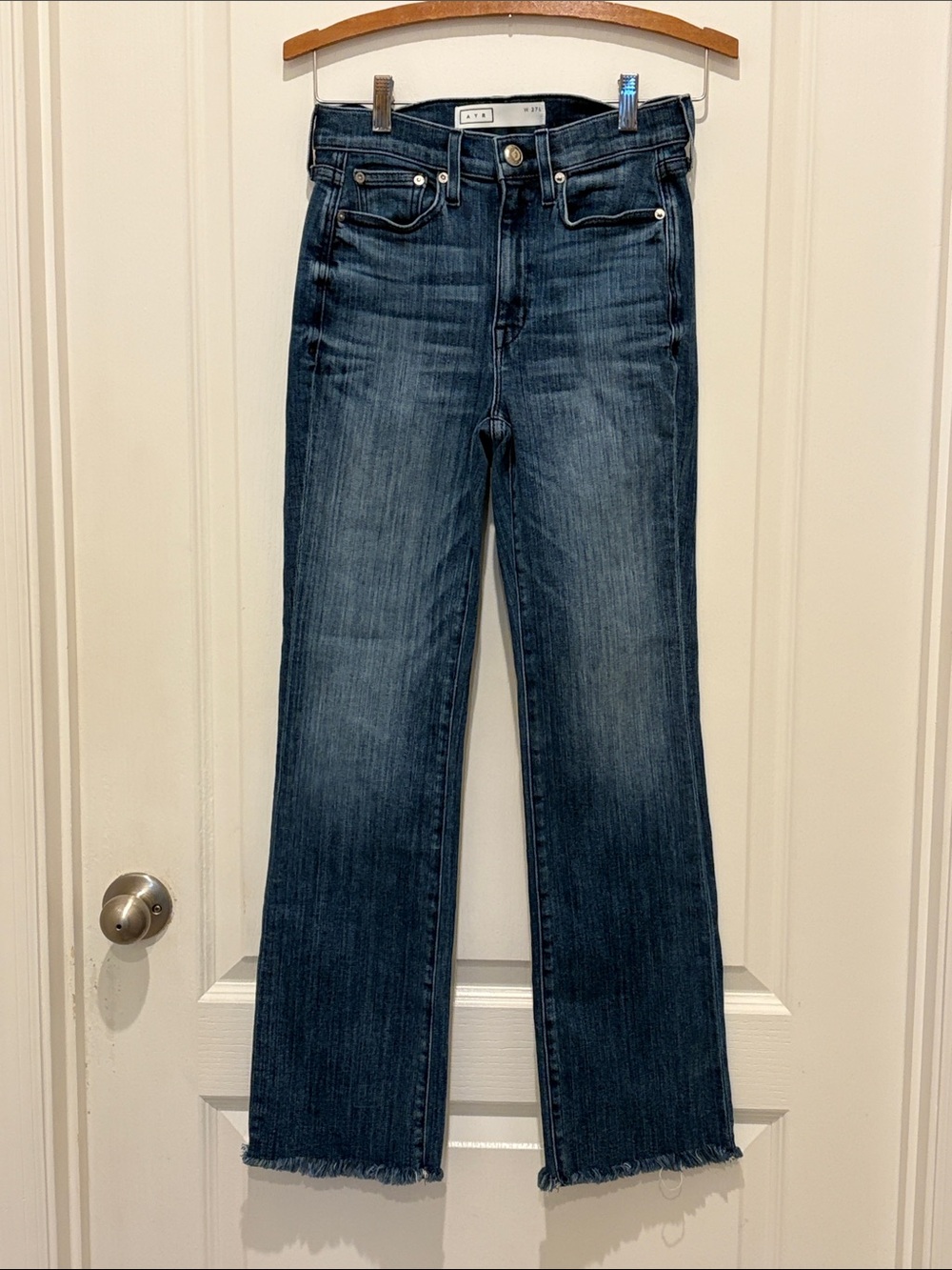 AYR The Pop High-Rise Raw Hem Jeans 27 L - Picture 2 of 9